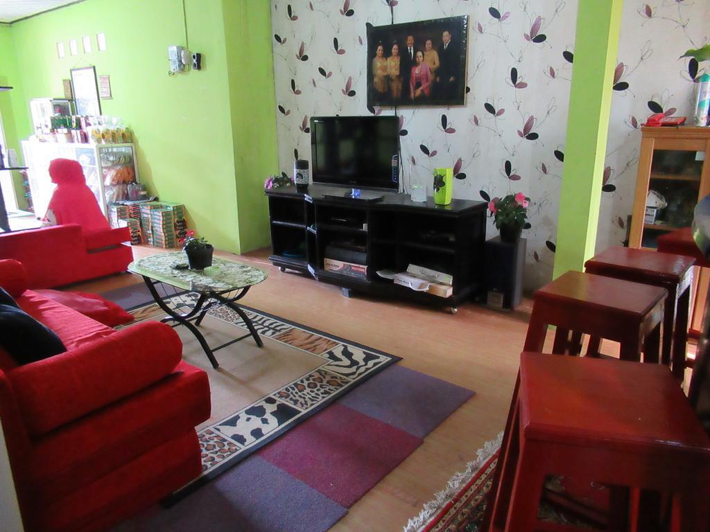 Savanah Homestay *