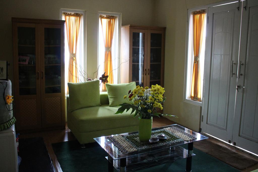 Homestay Savanah *